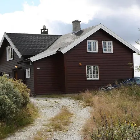 בית נופש Johnsbu - Unique Log Cabin, Ustaoset