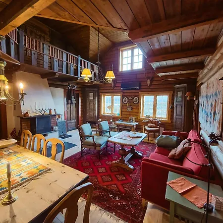 Johnsbu - Unique Log Cabin, Ustaoset Holiday home *